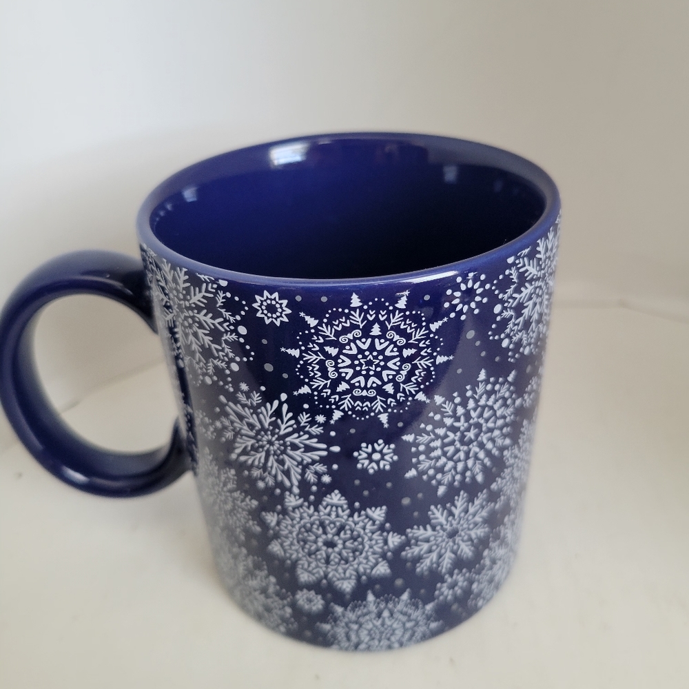 CHIC AND TONIC BLUE WHITE Stoneware Snowflake Mandela Mug Fab Fit Fun